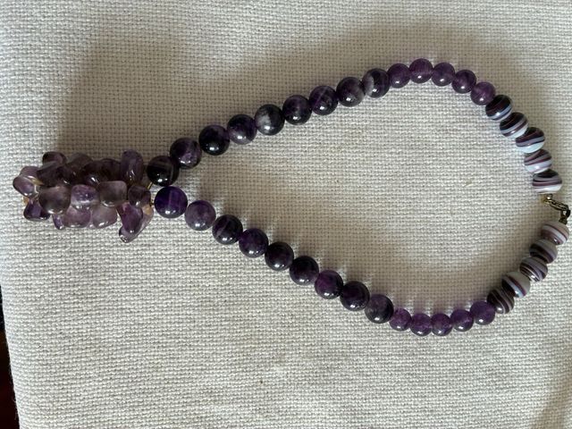 Collar de amatista con colgante