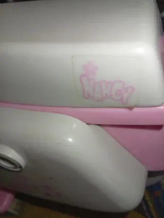 Nancy Muñeca con Vespa Rosa