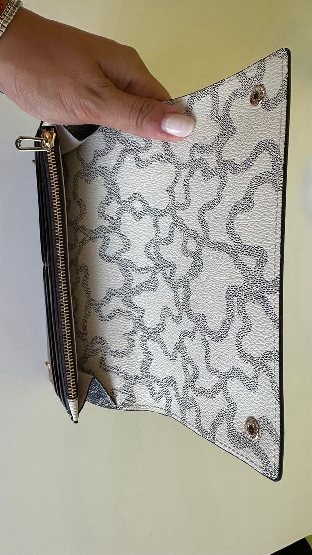 Cartera Tous Beige y Marrón