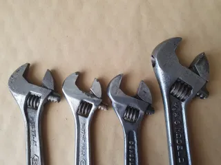 Lote 4 llaves inglesas antiguas