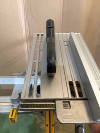 Ingletadora Dewalt con banco perfecto estado 