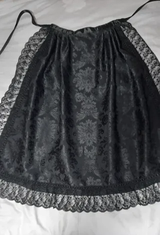 Delantal Fallera Negro con Encaje