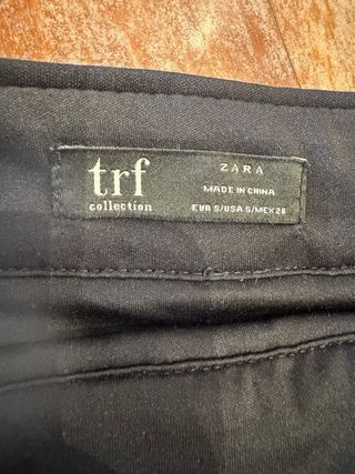 Falda corta lentejuelas doradas y plateadas