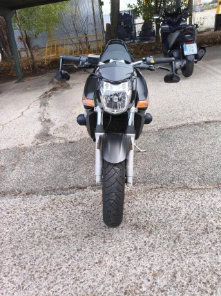 Suzuki GSR 600