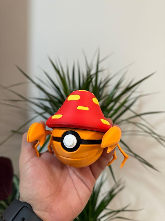 PokeBall Parasect Pokemon