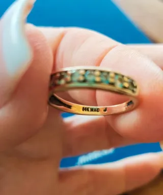 ✨ Anillo de Oro 14K con 9 Diamantes Naturales