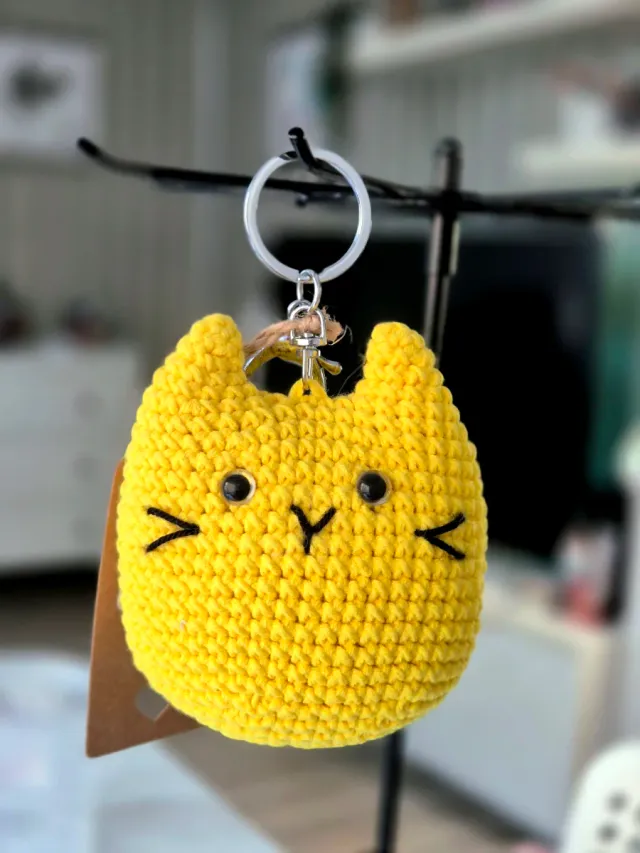 Llavero Gato Amarillo Crochet