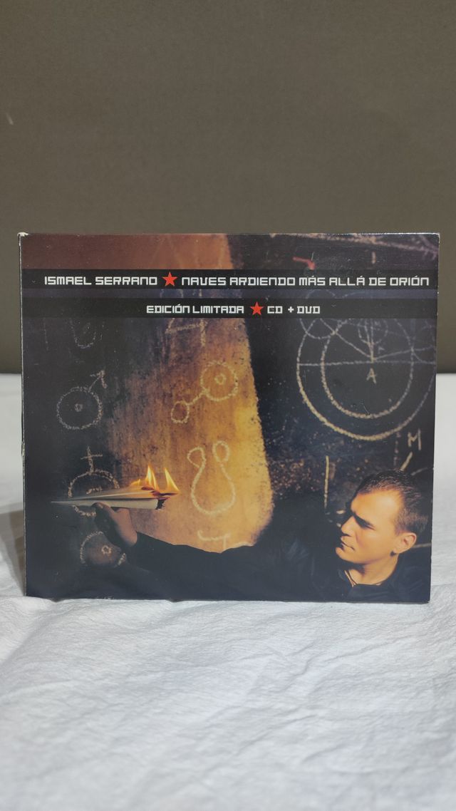 Ismael Serrano - Naves Ardiendo Más Allá de Orión 