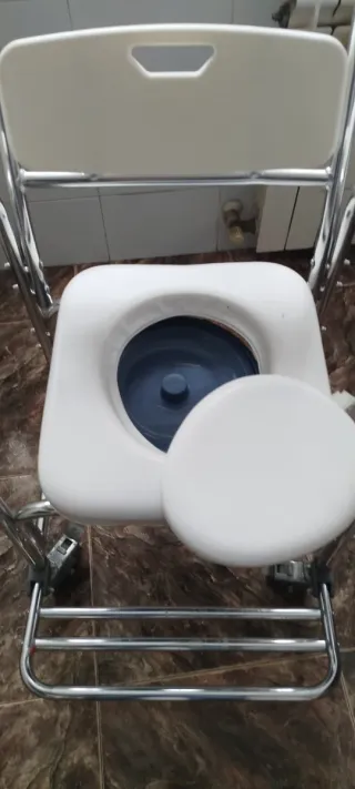 SILLA DE RUEDAS CASA