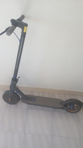 Patinete Xiaomi casi sin uso