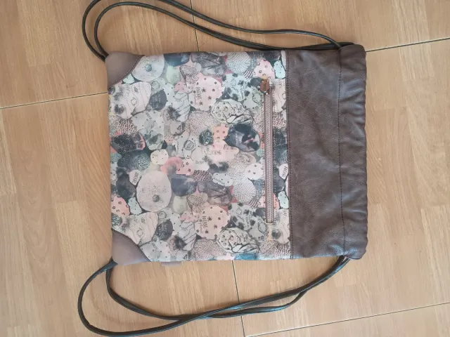 Mochila Anneke Espacial