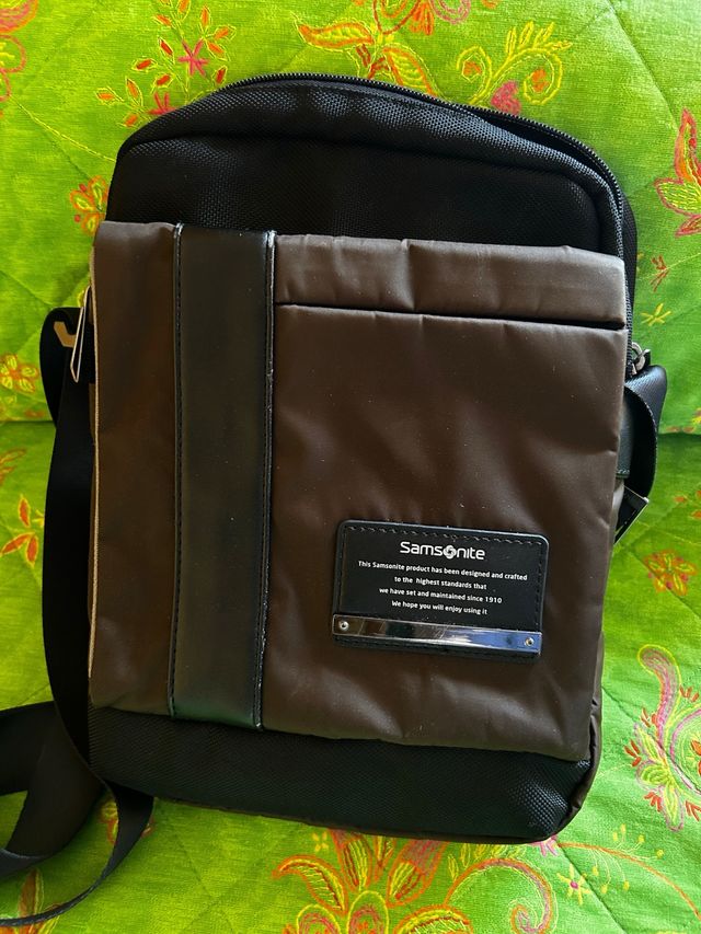 Borsa a tracolla Samsonite marrone e nera