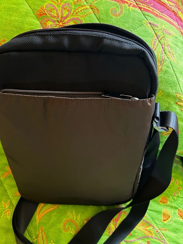 Borsa a tracolla Samsonite marrone e nera
