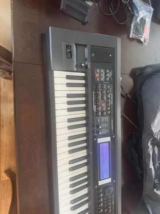 Roland GW-8 Workstation Teclado