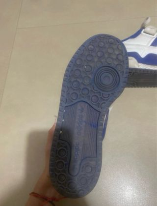 Zapatillas Adidas Forum Blancas y Azules