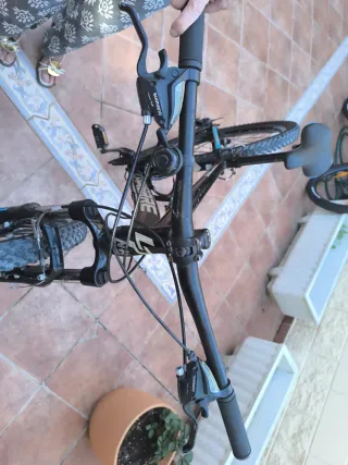 Bicicleta de Montaña Lapierre Negra