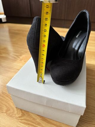 Zapatos de cuña Graceland negros