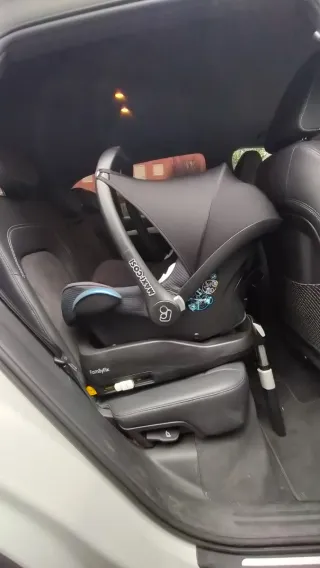 Maxi-Cosi Silla de Coche y Base Isofix