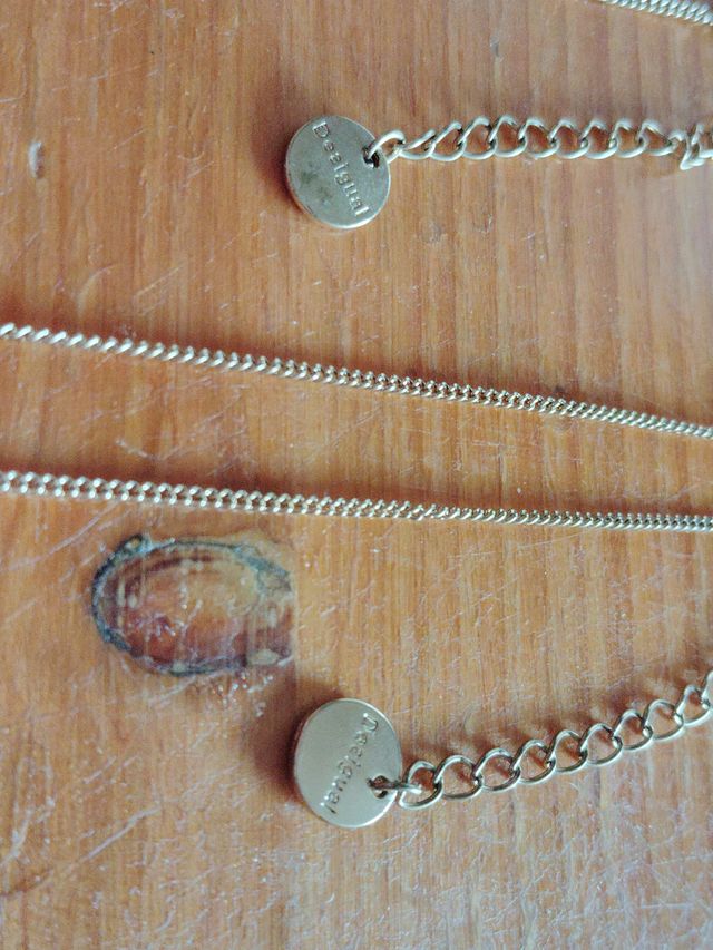 Collares con colgante de flor