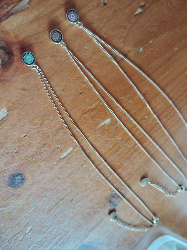 Collares con colgante de flor