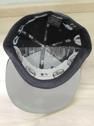 Gorra New Era Born X Raised Talla 7 3/8