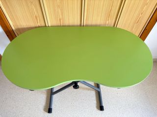 Escritorio verde lima