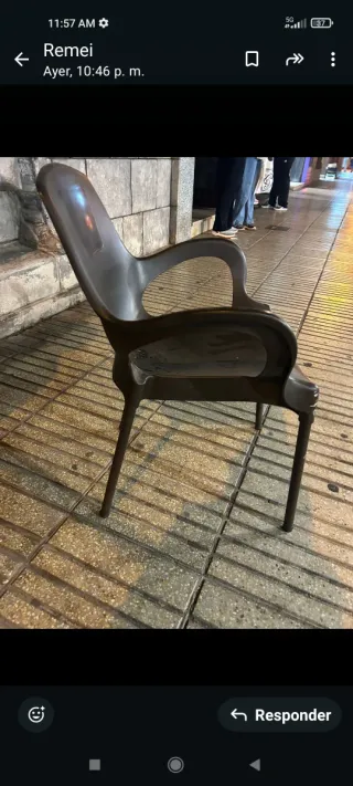 Me quedan solo dos mesas y 9 sillas de otro modelo