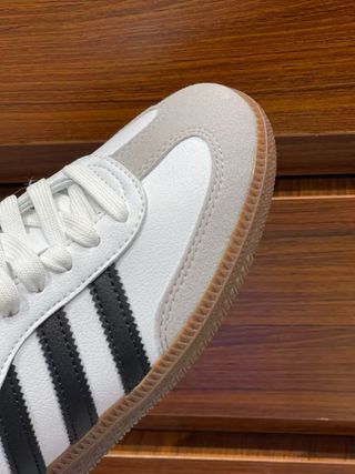 Adidas Samba Blancas y Negras