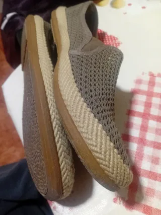 Zapatillas Nicoboco 41 y regalo