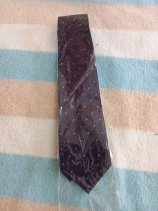 Lote de corbatas grises y moradas