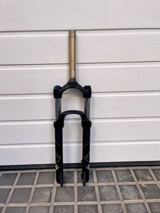 Horquilla RockShox XC 30 TK 26”