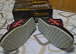 Zapatos de Seguridad Safetoe Negros y Rojos
