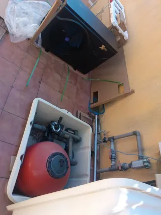 Se instala bomba de calor para piscina XIST