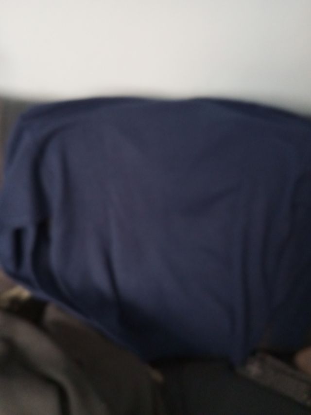 chaleco y jerseys de diferentes colores