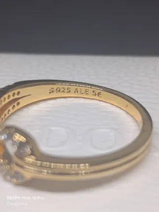 Anillo Pandora Infinite plata y oro 14K.