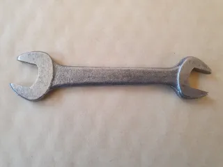 Lote Herramientas Ebro: Llaves y Llavero