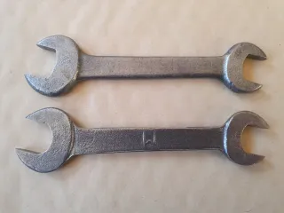 Lote Herramientas Ebro: Llaves y Llavero