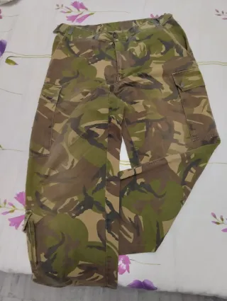 Pantalón militar camuflaje mujer
