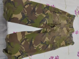 Pantalón militar camuflaje mujer