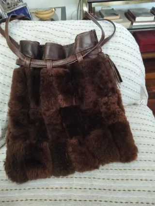 Borsa vintage in vera pelle e pelliccia