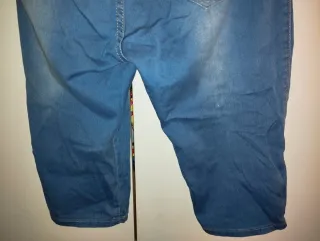 Jeans al ginocchio blu