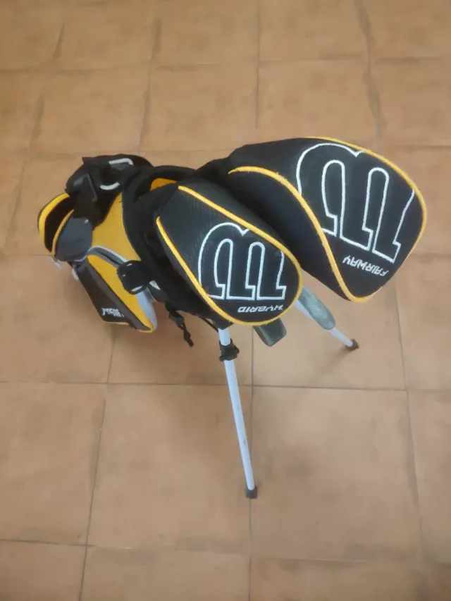 Wilson Pro Staff JGI LG Golf Set Junior