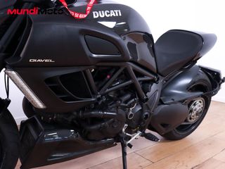 DUCATI DIAVEL 1198 CARBON