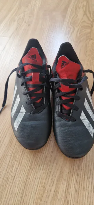 Botas de fútbol Adidas Tacos Talla 31
