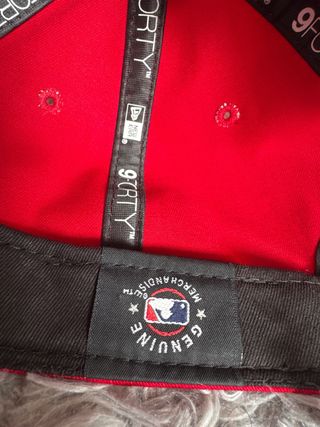 Gorra New Era 9FORTY Roja Ajustable