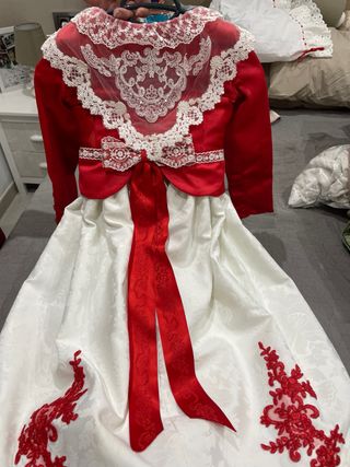 Vestido Fallera Rojo y Blanco Alquiler