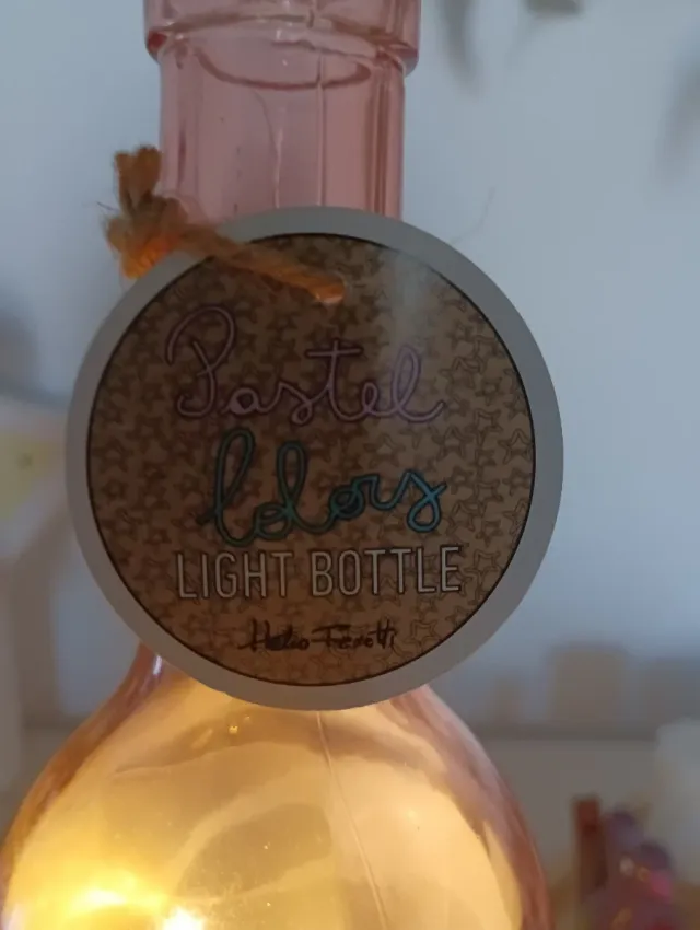 Botella decorativa con luz LED