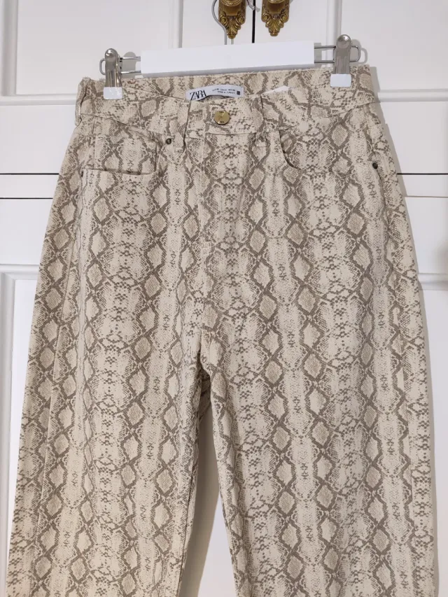 Pantalones Zara Animal Print