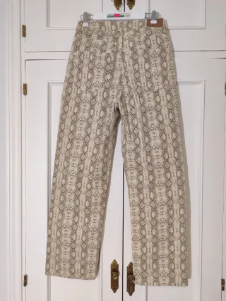 Pantalones Zara Animal Print