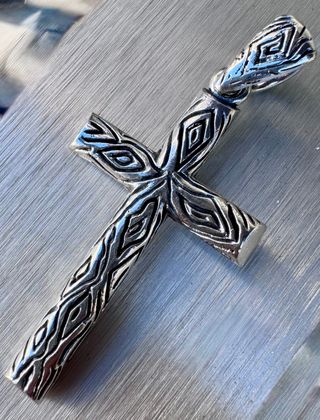 Cruz artesanal plata 925